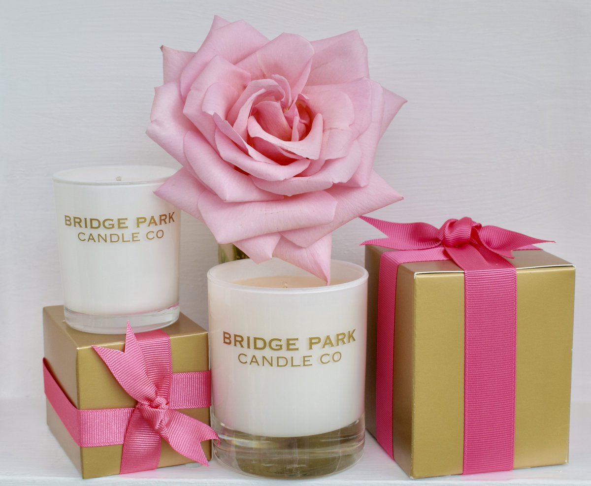 We're all set up in sunny #Chorlton at the #MakersMarket. With #MothersDay just around the corner why not treat your Mum to a beautiful gift that will still be fragrant long after the flowers have faded?