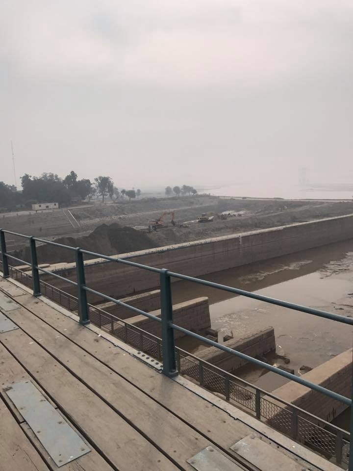 developingpak's tweet photo. Rehabilitation and Upgradation of #Trimmu Barrage on River #Chenab #Jhang Punjab https://t.co/jWKERaUjOy