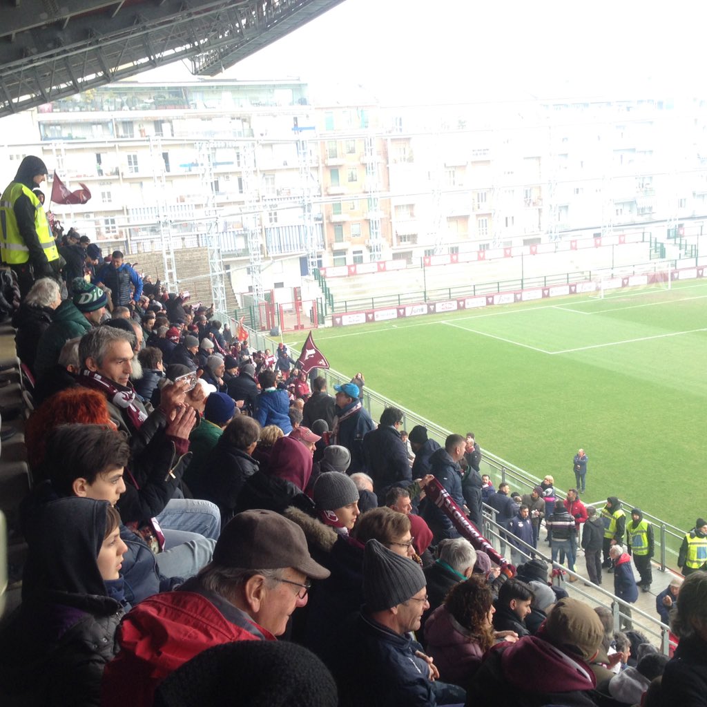 IvanaCrox's tweet photo. Che entusiasmo al Fila: oltre 2000 spettatori per il derby #Primavera #TorinoJuventus https://t.co/rLzJ7obCdi