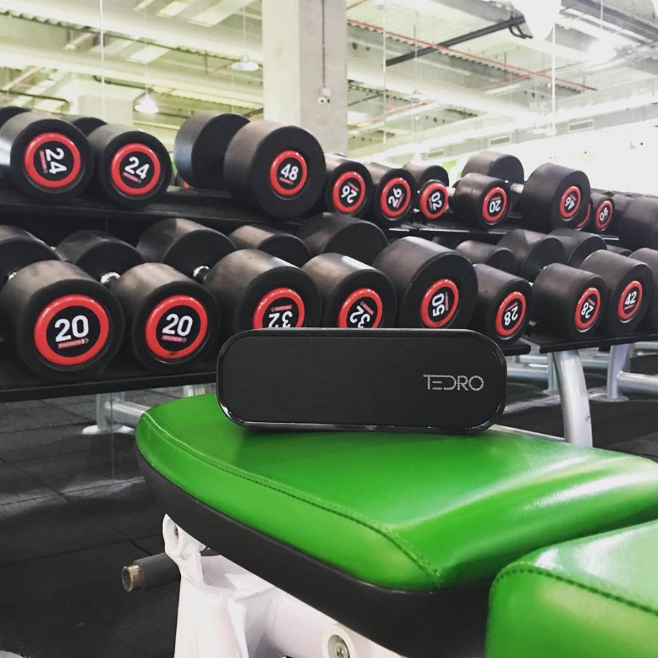 tedroshop's tweet photo. Lose yourself in the music, find yourself in shape.
https://t.co/VUNl0GjSYw
#bluetoothspeaker #portablespeaker #music #sports #waterproof #shockproof #gym #workout #tedro #powerbank #sound #audio #weightloss #workout #tedro #powerbank #sound #audio #weightloss https://t.co/FppDodLNsh