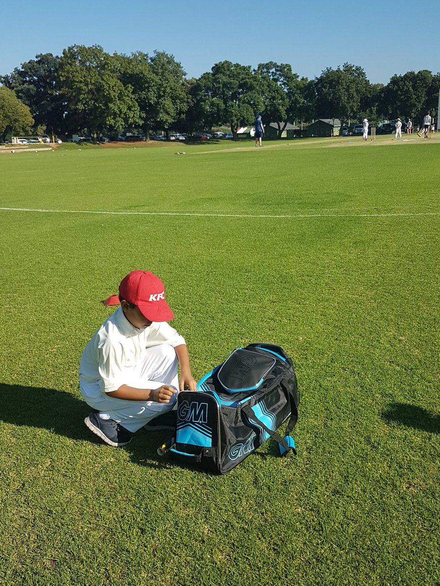 KassNaidoo's tweet photo. Thank you @KFCSA for this awesome gift for Daniel!! #kfcminicricket gave him the best start 🇿🇦❤ #buddingcricketer #birthdayboy https://t.co/3U6fVlnMxP
