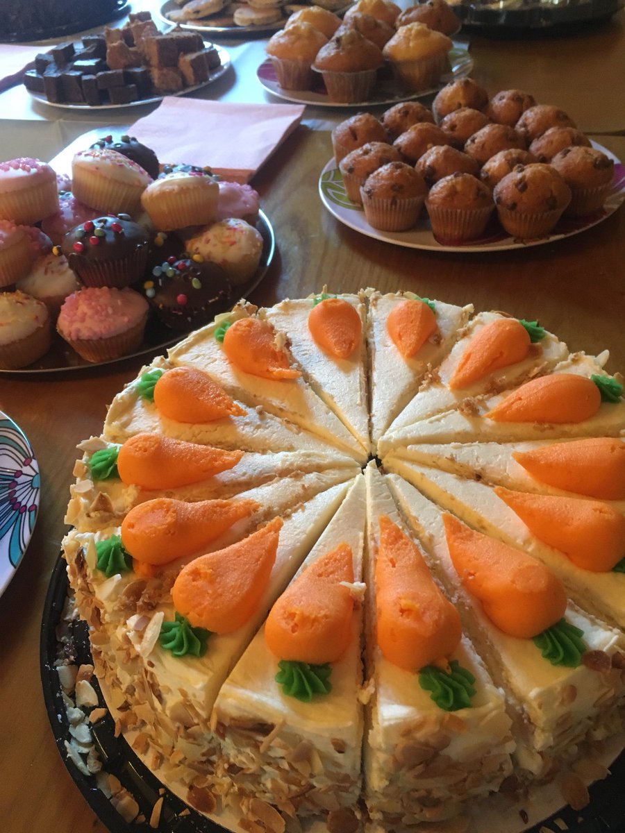 ValeEconomy's tweet photo. Come and join us at The Castle Hotel open day! Hear about the development, tell us what you’d like to see at The Castle Hotel &amp; join us for a piece of cake. @NewyddHousing #thecastlehotel #barry https://t.co/ZAsGOL8paP