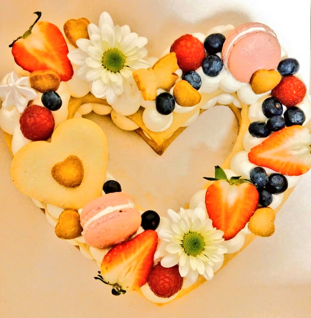 CocinadeFortuna's tweet photo. #TeQueremosABordo 💞
#TeMimamosABordo 🔝
#TeCuídamosABordo 🍉
Por eso nos gusta twitear sobre...
#Gastro
#Vinos
#Nutrición
#Cuidado
#Bienestar
#VidaHealthy
#Tendencias2018
¡Y todo ello con el rumbo puesto en el mar, la navegación y la vida a bordo!
We 💙 ⛵& You
We 💙 @Bosnautic https://t.co/9EQKeDYuIX