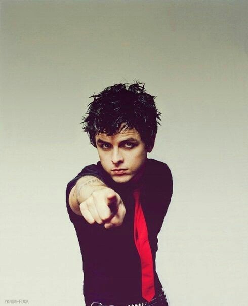 Happy Birthday Billie Joe Armstrong 

Green Day - Good Riddance (Time of Your Life)

 