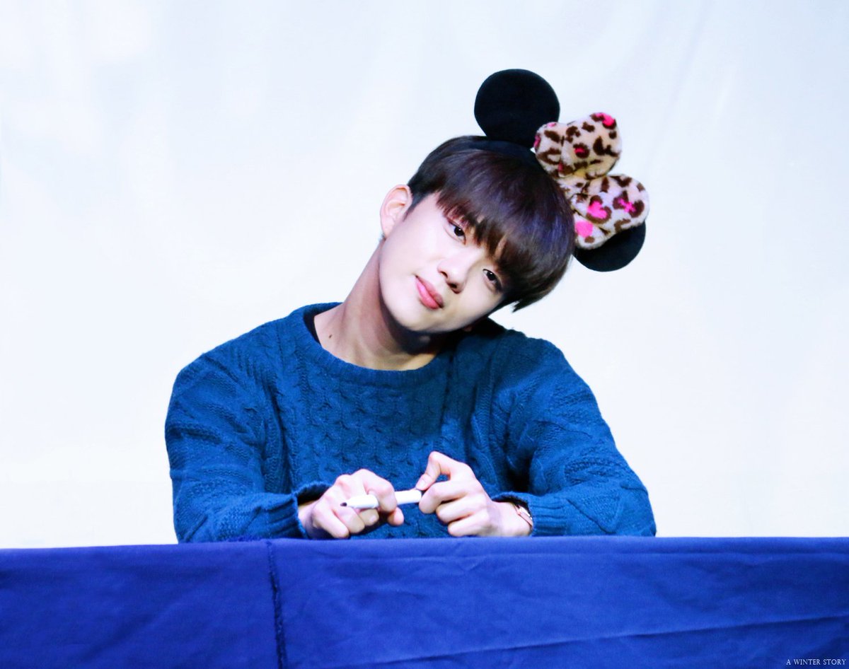 Anchitakhasutch's tweet photo. โอ้ยยยยย น่ารักเกินนน💕
👅แม่เจบีวายเจ #jbyjay #bapyoungjae #got7jb https://t.co/UMZzR7lqnW