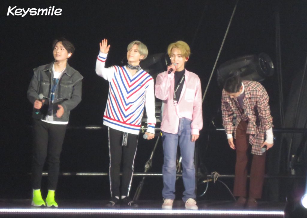 Konser SHINEE / Twitter