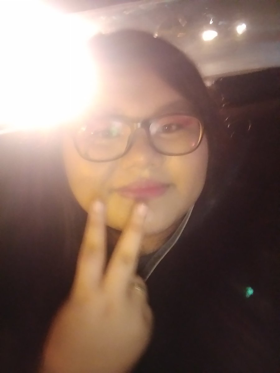 alwayspgw's tweet photo. Okay here we go, if we all participate we can help motivate other people to help us- help us spread the word that we must all unite to make a change and also to make the world a better place with no wars only peace ❤ #ThePowerOfOne #AShowOfHands @nicholastmusic https://t.co/AFzOjfxIPD