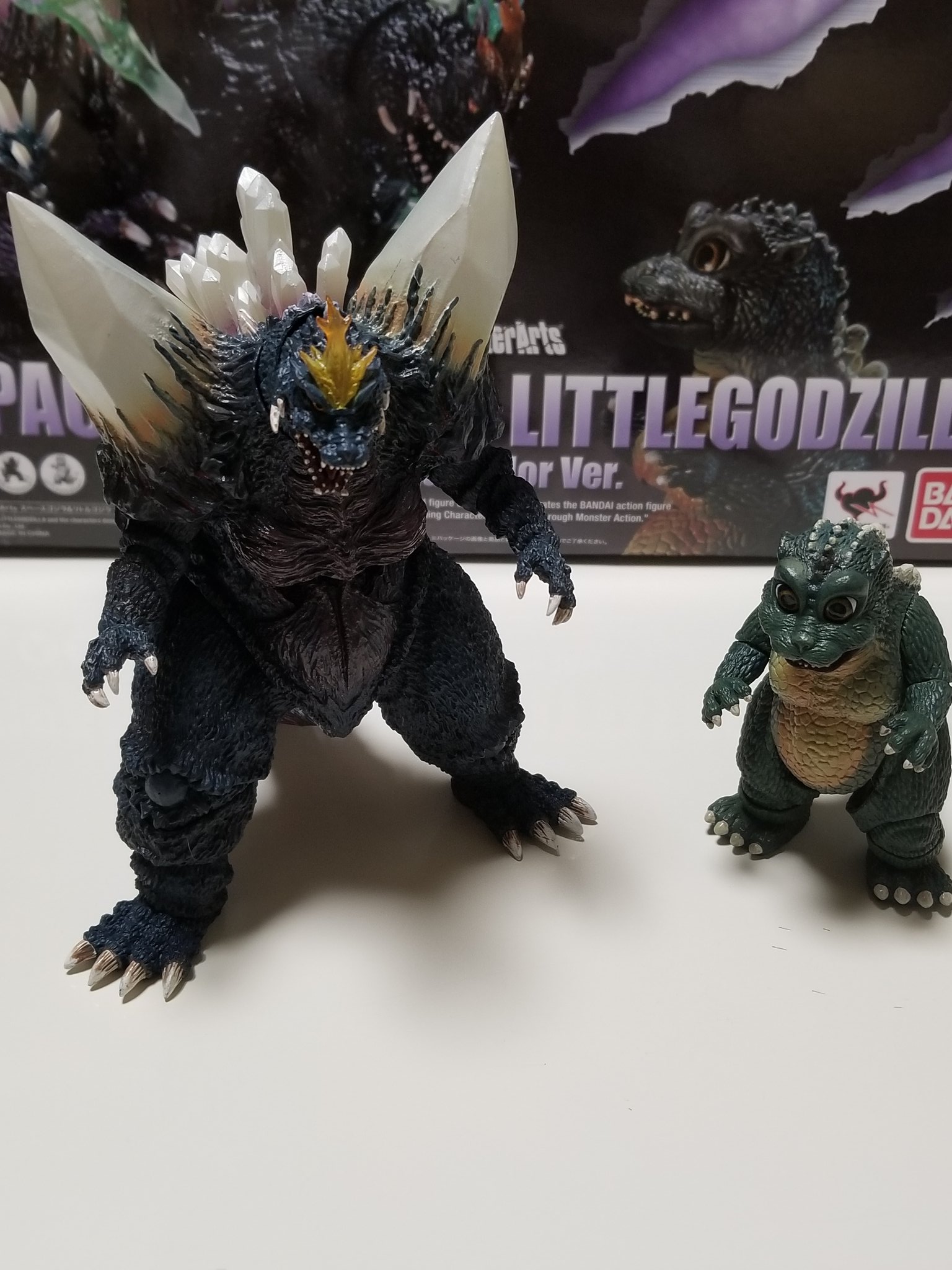 S.H.モンスターアーツ スペースゴジラ＆リトルゴジラ SPカラー