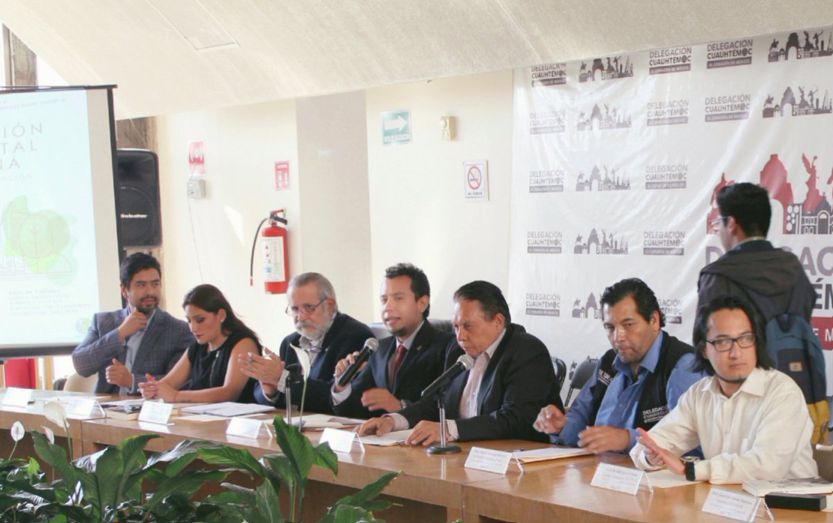 JuanJorgeAviles's tweet photo. "Ciencia es el arte de hacer lo imposible,posible"
Gran éxito Inauguración Diplomado en "Educación Ambiental Urbana"
-UNAM y Agencia Informativa CONACYT
- + de 10 Instituciones participantes
- + de 100 Inscritos
- Presencia de 4 estados de la República
#EnEquipo #GestiónAmbiental https://t.co/DQK9Spx1Dg