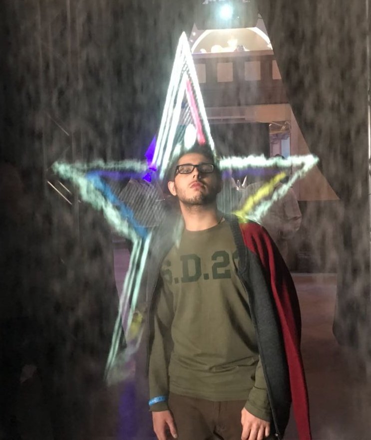 CarryMinati's tweet photo. Going to watch the NBA All star game soon! 
⭐⭐🏀 https://t.co/Lwwuc5DDii
