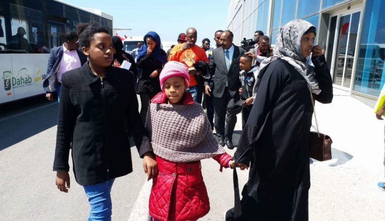 goldan_news's tweet photo. Somalia Evacuates 10 Citizens From Libya -
@AbdinurMA @AishaLAbdullahi @DaljireAli
 https://t.co/SWsr63C6SX https://t.co/52bMcsGFEv