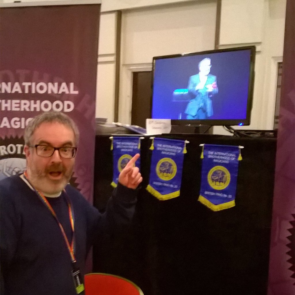 Jeff Burns sees someone familiar on our stand.....Catch him as part of Fifth Dimension at the Southport Convention!