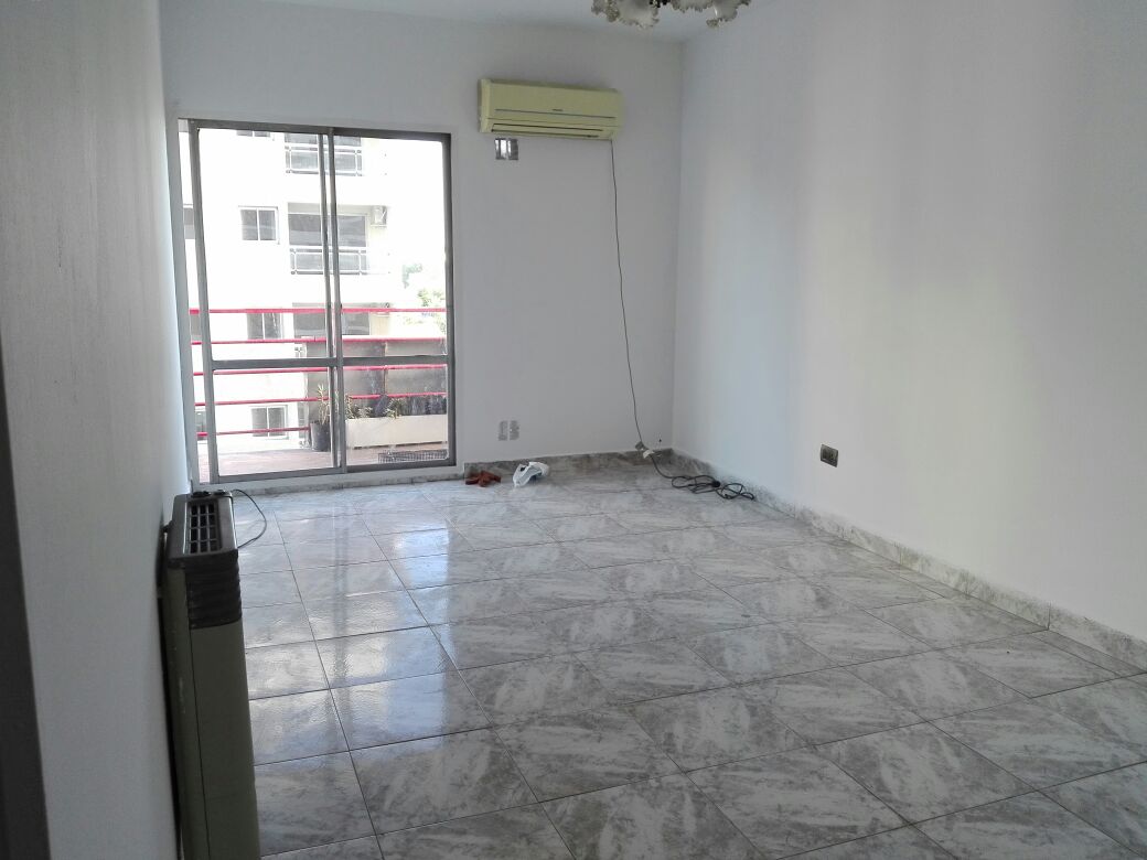 NiroInmo's tweet photo. 🔊#ALQUILER departamento🏢 2 ambientes en 📌Ramón Falcón  al 5900.
Living comedor con balcón con vista a Ramón Falcón, dormitorio y cocina con ventilación al frente. Baño completo.
Pintado recientemente, gran ubicación, a metros del boulevard de Falcón. https://t.co/RL2JtkEfNO