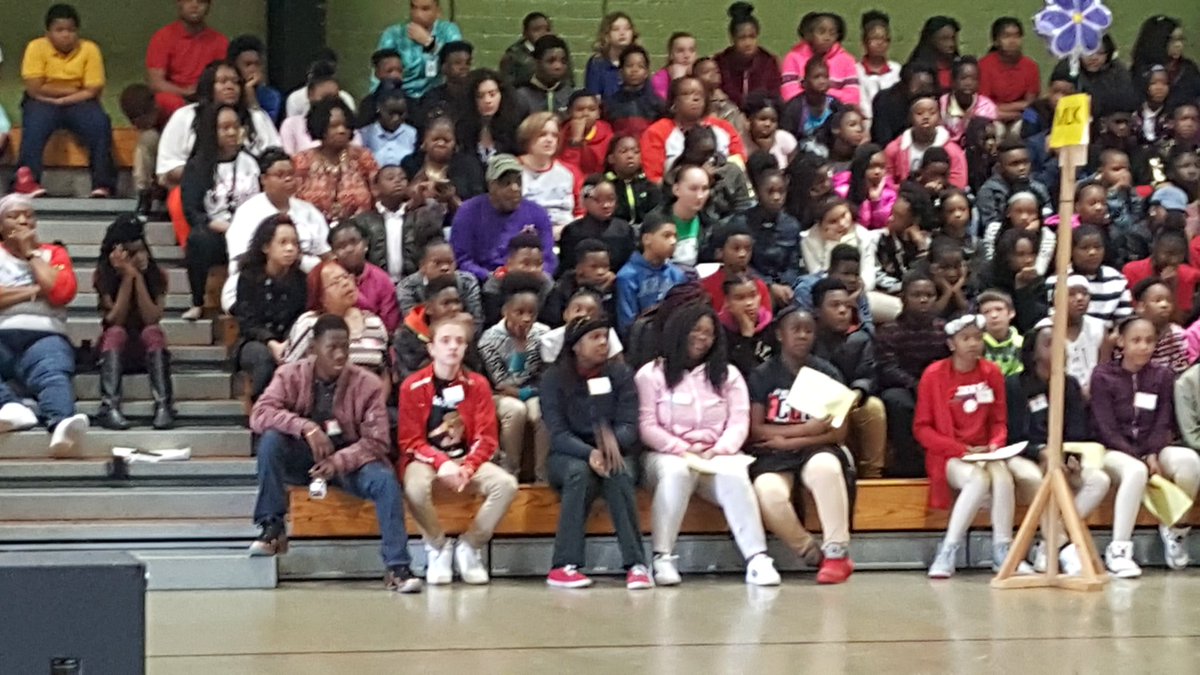 cbridley's tweet photo. Smooth Move was held at Appling Middle School! Fifth graders from Bernd, MLK, and Burdell-Hunt had a chance to experience middle school. Kudos to next year's new principal, Dr. Griffin-Stewart for sharing this experience with us. #VIP, #BCSD, #APPLINGMIDDLESCHOOL, #PROUDPRINCIPAL https://t.co/r0vO4IgiTv