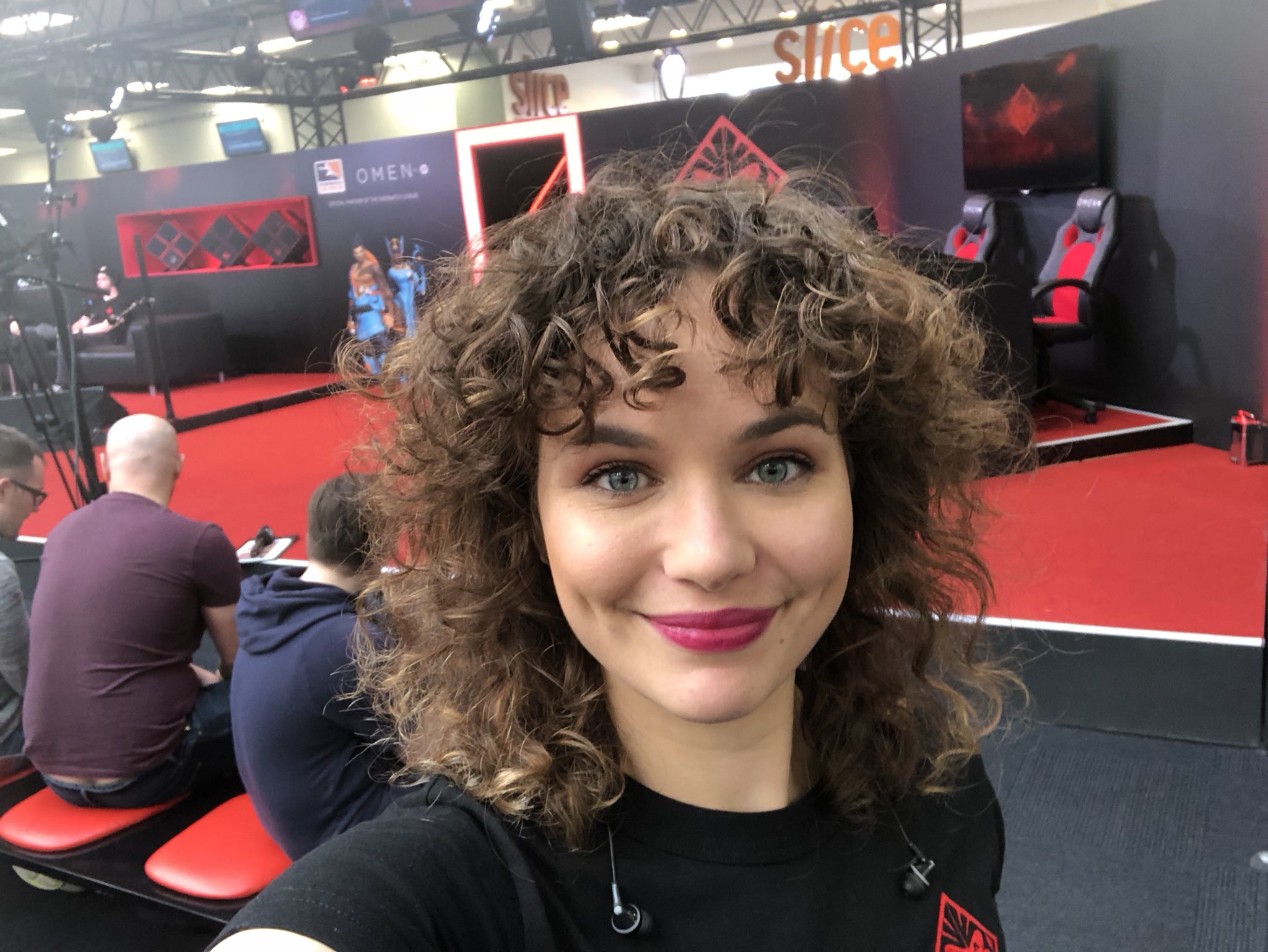 Frankie on Twitter: "I get to spending my weekend talking all things @PlayOverwatch at #PCGamerWeekender - if you're not here, you can watch the masterclasses on https://t.co/AVoFUEL4a4 https://t.co/uC7rQ1T74A" / Twitter