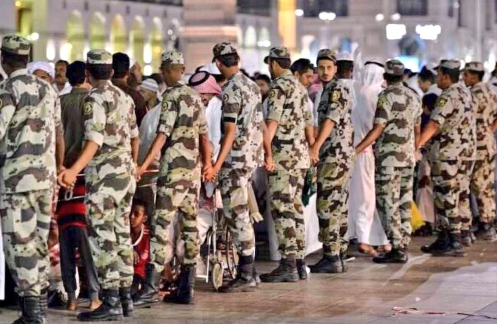 أعلن النشاط الطلابي في المعهد العلمي في مكة عن إقامة مسابقة بعنوان ( رسالة إلى رجال الأمن ) ضمن شعار هذا الأسبوع الأمن الفكري