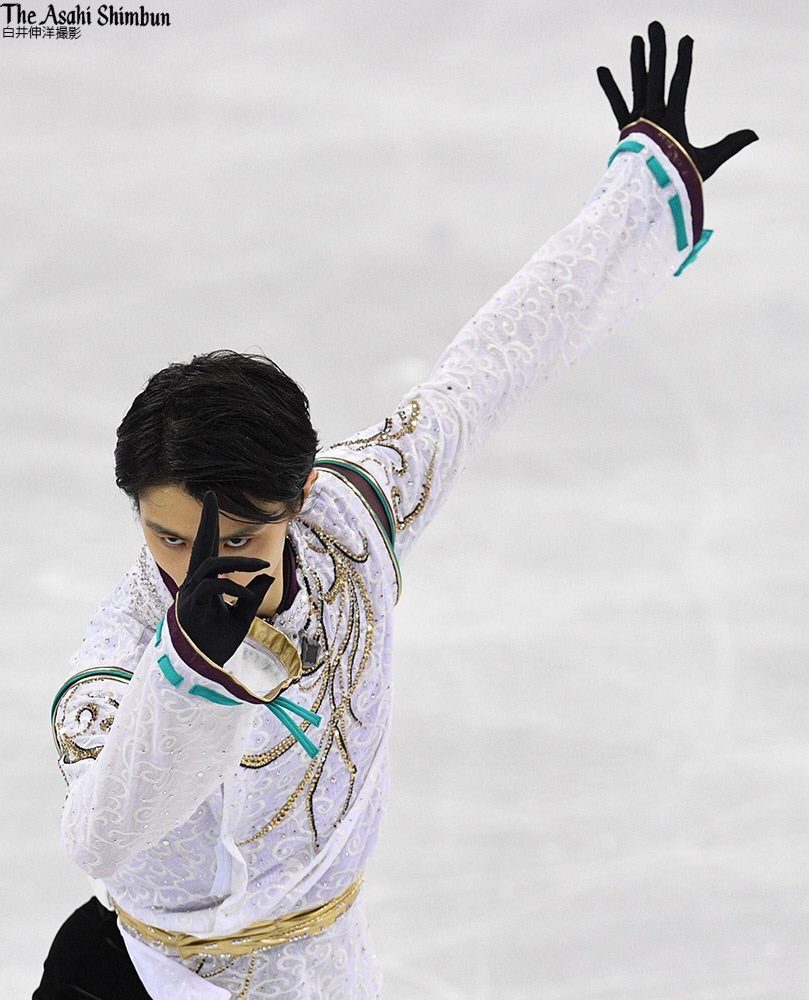 フィギュア 羽生結弦選手が演技中に見せる殺し屋のような眼光が 2 3人殺してる アサシンの目 Togetter