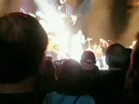 LashedToAdam's tweet image. Carlos Santana - The Calling - w/ Adam Lasher ~  americanidol.grayraindrops.com/site/adam-lash… #AmericanIdol