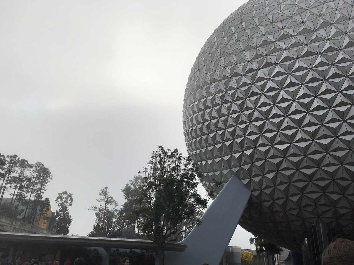 DHeckardWFTV's tweet photo. Starting the day the #Epcot way! #marriedlife #Epcotlife #DisneyWorld https://t.co/BnNTAnTveH