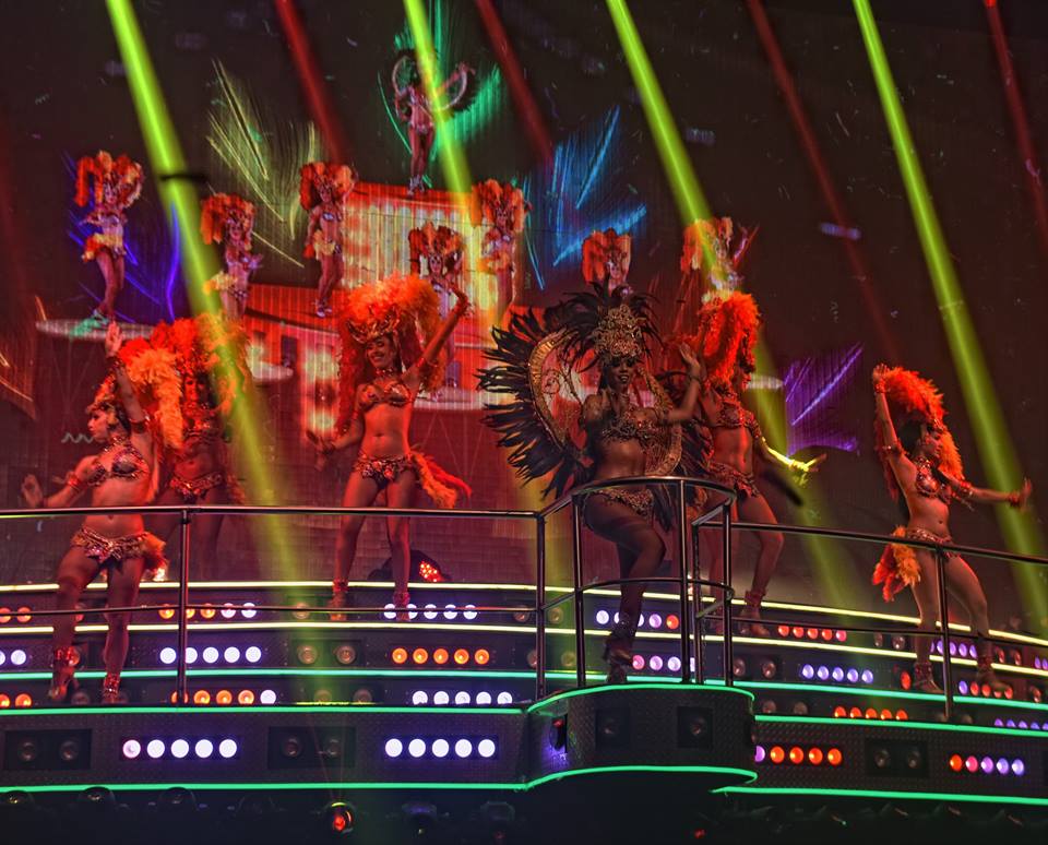 iMexicoRE's tweet photo. Playa del Carmen is not just a city with spectacular beaches, its exciting nightlife, it will have you partying every night. Are you ready? #iMexico @CocoBongoShow @mandaladisco @AbolengoPlaya https://t.co/utSGni7xw1