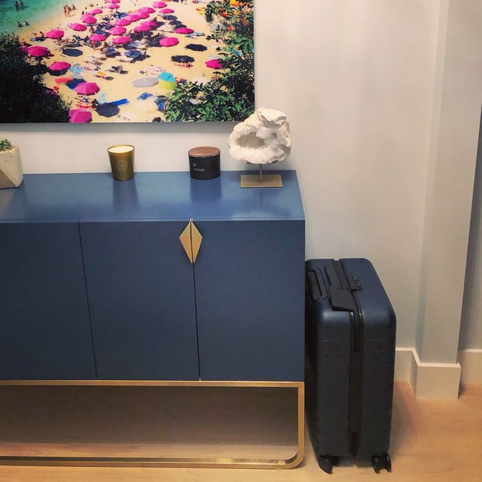 My little sister (a Marine Biologist in Australia): &ldquo;I read an article about a crazy new &lsquo;smart luggage&rsquo;<a href="/tag/gutsywomen"class="tags"><span>#gutsywomen</span></a>