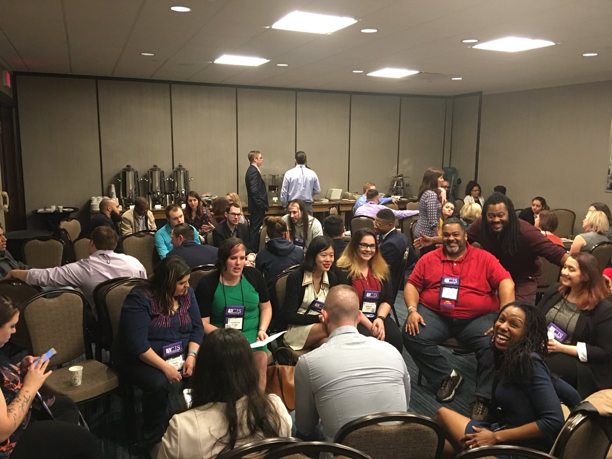 ACJS_DocSummit's tweet image. Doctoral students networking with the Academy over breakfast! #ACJS_DoctoralSummit #ACJS2018 #pastprezacjs