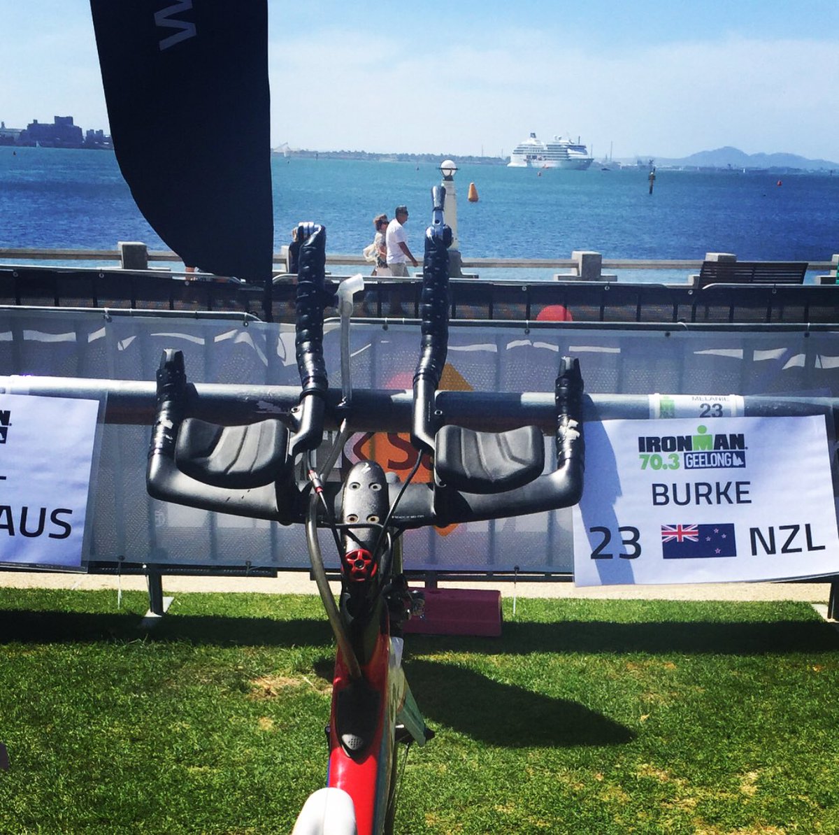 IMTrinews's tweet photo. Via @burke_mel #MelBurke - All set for Geelong 70.3 tomorrow 😄👊 Such an awesome spot for a race 🏖 #im703geelong #geelong703 #mec #iamspecialized #horleys #thecupcakecartel https://t.co/waK7RrQQNm