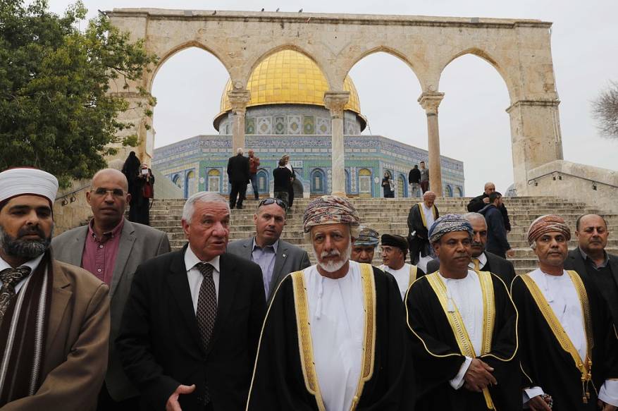 watanserb_news's tweet photo. بعد زيارة وزير خارجية السلطنة للقدس.. سياسي عماني: لن نتخلى عن الفلسطينيين وقضيتهم

https://t.co/loToHqMPwP https://t.co/aApKO3F87d