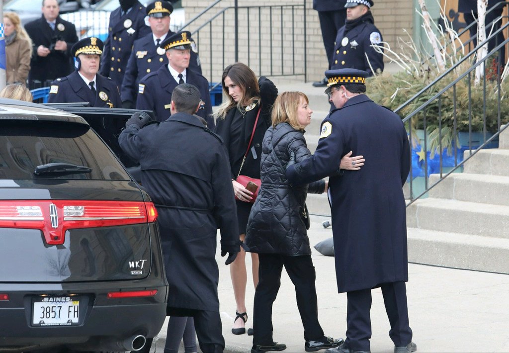 JeromeSeaberg's tweet photo. Family, officials from across country gather for CPD Cmdr. Paul Bauer's.. #chicago #news https://t.co/1X9f25JYEd https://t.co/b6UueY1Dc0