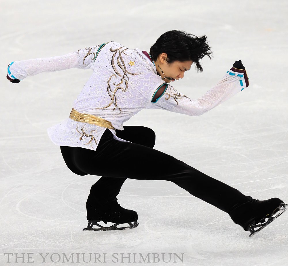 ট ইট র 読売新聞写真部 フィギュア スケート 男子フリー で見事なスピンを見せる 羽生結弦 選手 17日 韓国 江陵で 武藤要撮影 平昌五輪