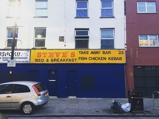 MatMassini's tweet photo. A fine establishment. https://t.co/aItUX0hDsW https://t.co/nXMWhTUOXK