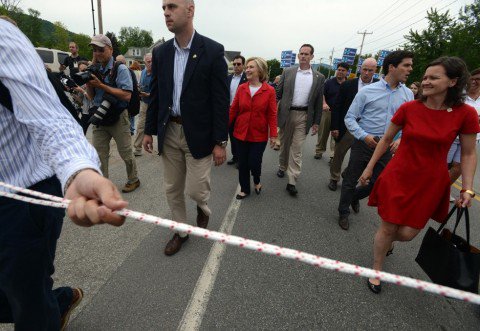 proxcee's tweet photo. @angiekay500 @RealJamesWoods ...this photo-op didn't do her any favors either.
#RopedOff https://t.co/TJxexNBv9N