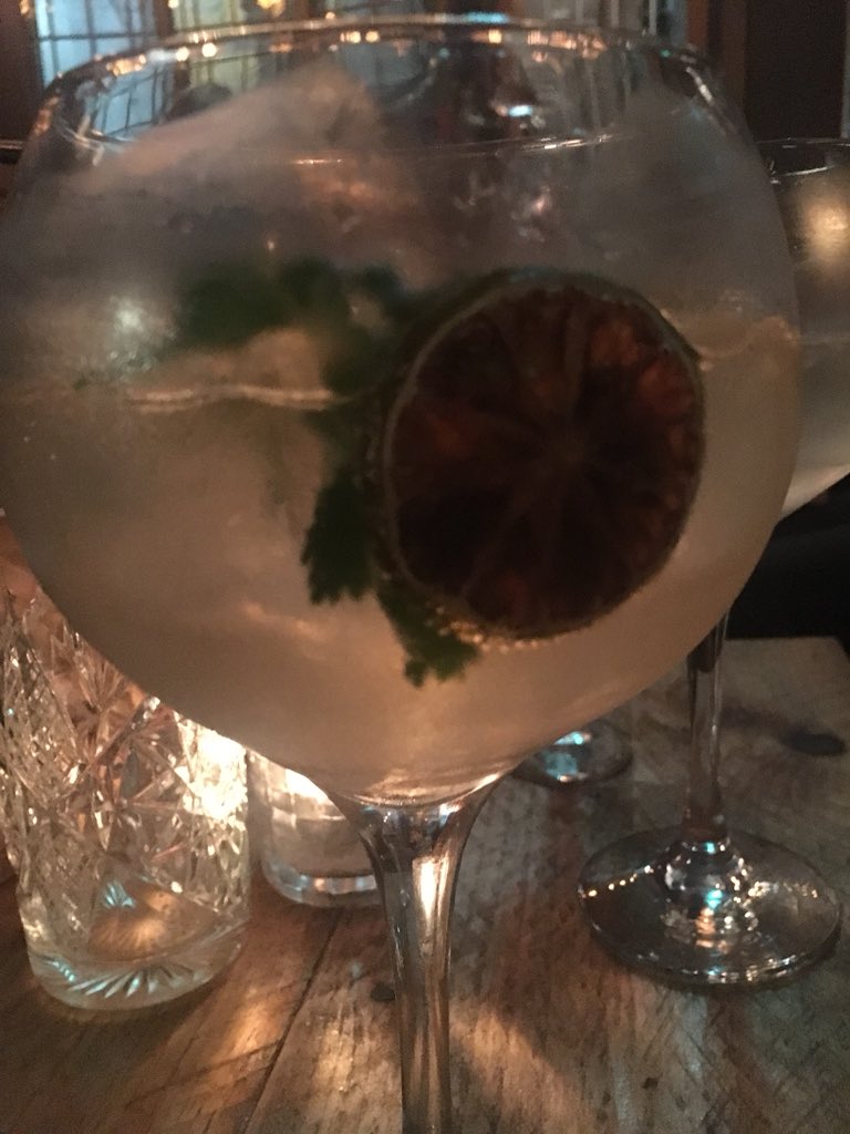 Paulnico199's tweet photo. @thetoastinn Time for a little one! https://t.co/48wjpVuvFN