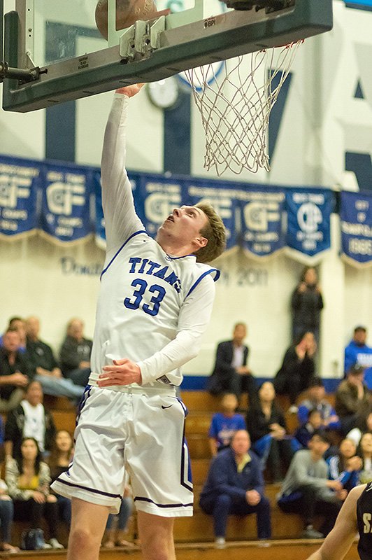 edanielso's tweet photo. Photo Gallery: Feb 16: Boys Basketball: San Marino vs. San Luis Obispo : CIF-SS Div 4AA Second Round Playoff https://t.co/96EqICJclr   @titanhoops @sanmarinotitans @slohs_athletics @Outlook_Sports https://t.co/HR3U0VdmDH