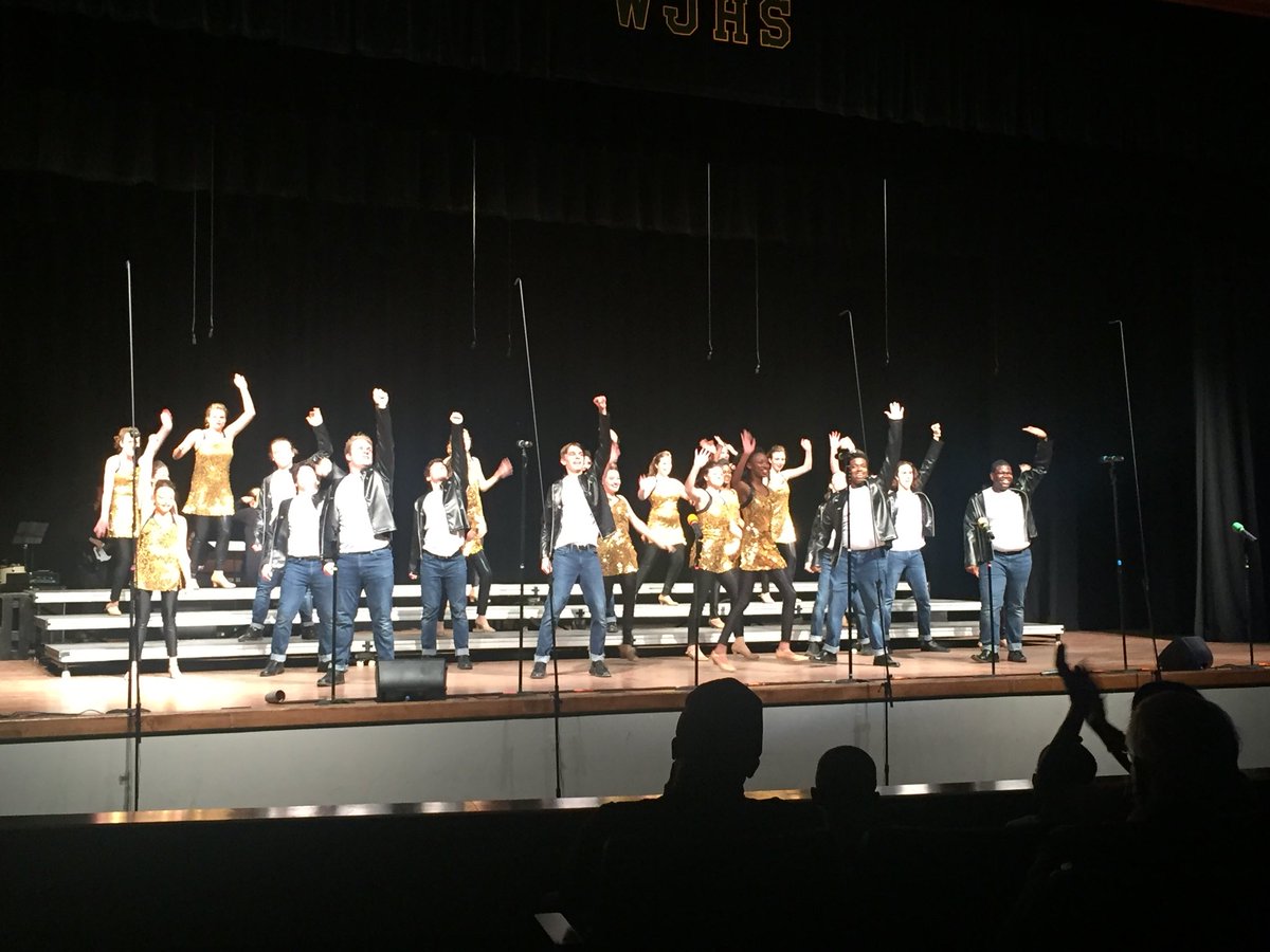 pmitchelll_fred's tweet photo. From watching OHS basketball win in Regionals to Laurel, Mississippi to watch our Show Choir to getting updates On Big O Wrestling winning STATE!  Oxford has it going on! #GoBigO https://t.co/gH29s6SCB1