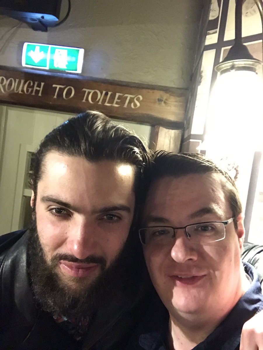 patlangridge's tweet photo. Out for the boxing tonight 👊🏻#greatex #rdguk https://t.co/fakDiPekh8
