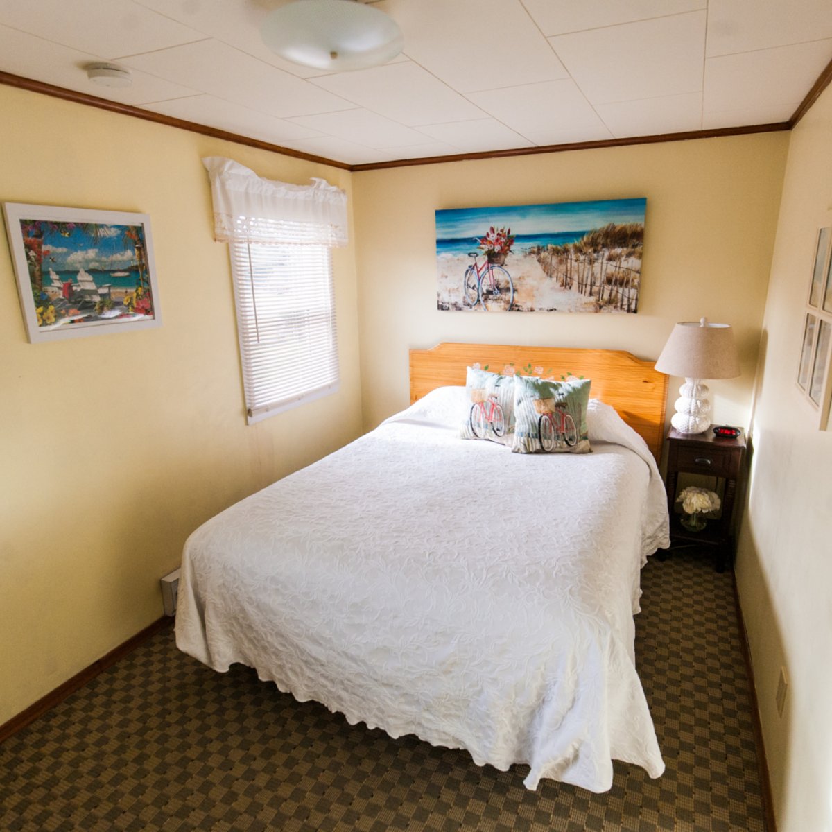 A relaxing stay is a call away! Reserve your next vacation today. (360) 642-2351