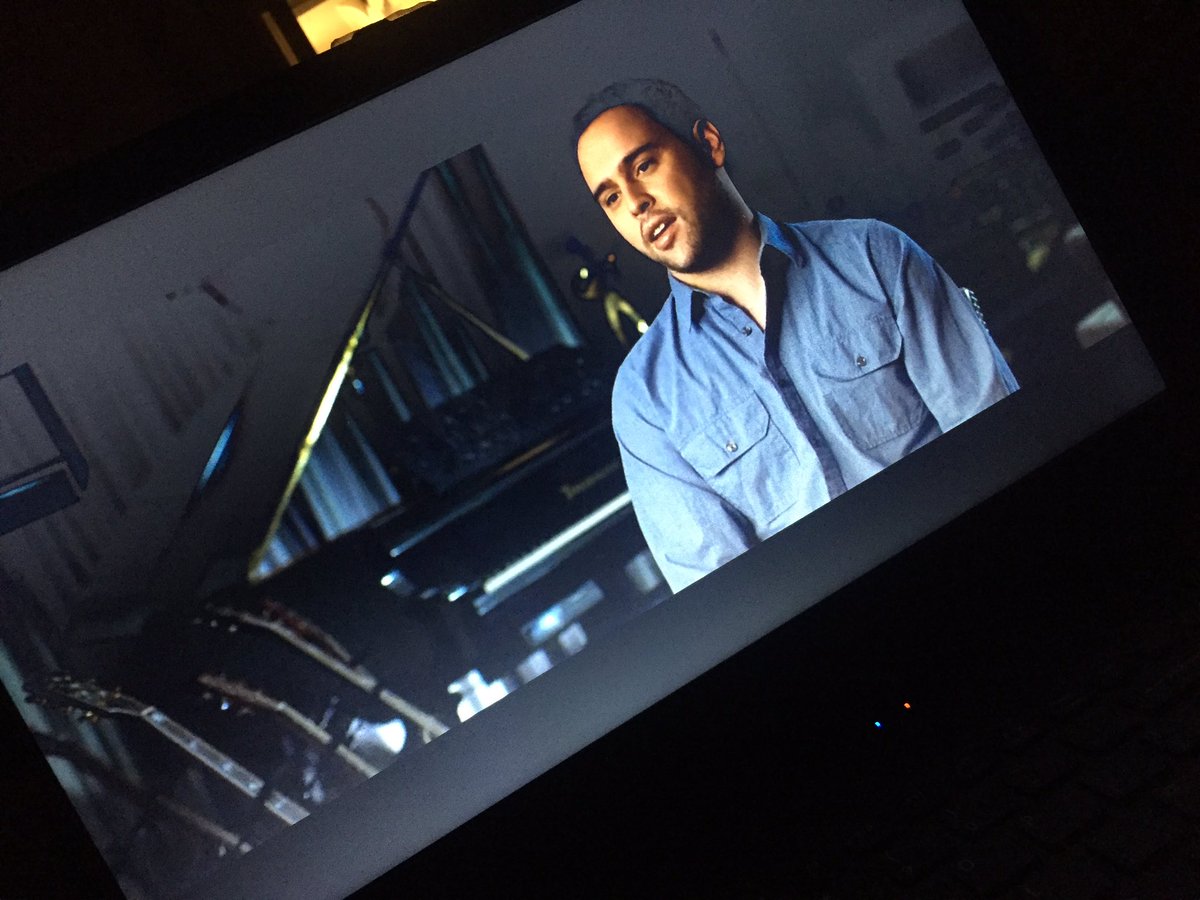 withloveshannon's tweet photo. @scooterbraun  watching believe this is like the 1000th time watching it 😂❤️💍 @justinbieber  @pattiemallette  @JeremyBieber @jaxonbieber @jazmynbieber  love u all https://t.co/x8djBSfrVP