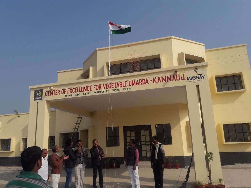 danielocarmon's tweet image. Good news out of the state of #UttarPradesh :2new @MASHAVisrael #MIDH #IIAP #CentersofExcellence in advanced stages2B fully operational within few months:one-a #Vegetables CoE at #Umarda-Kannauj,the other-a #Mango #CoE at #Basti.We are excited 2gether w/our #UP colleagues