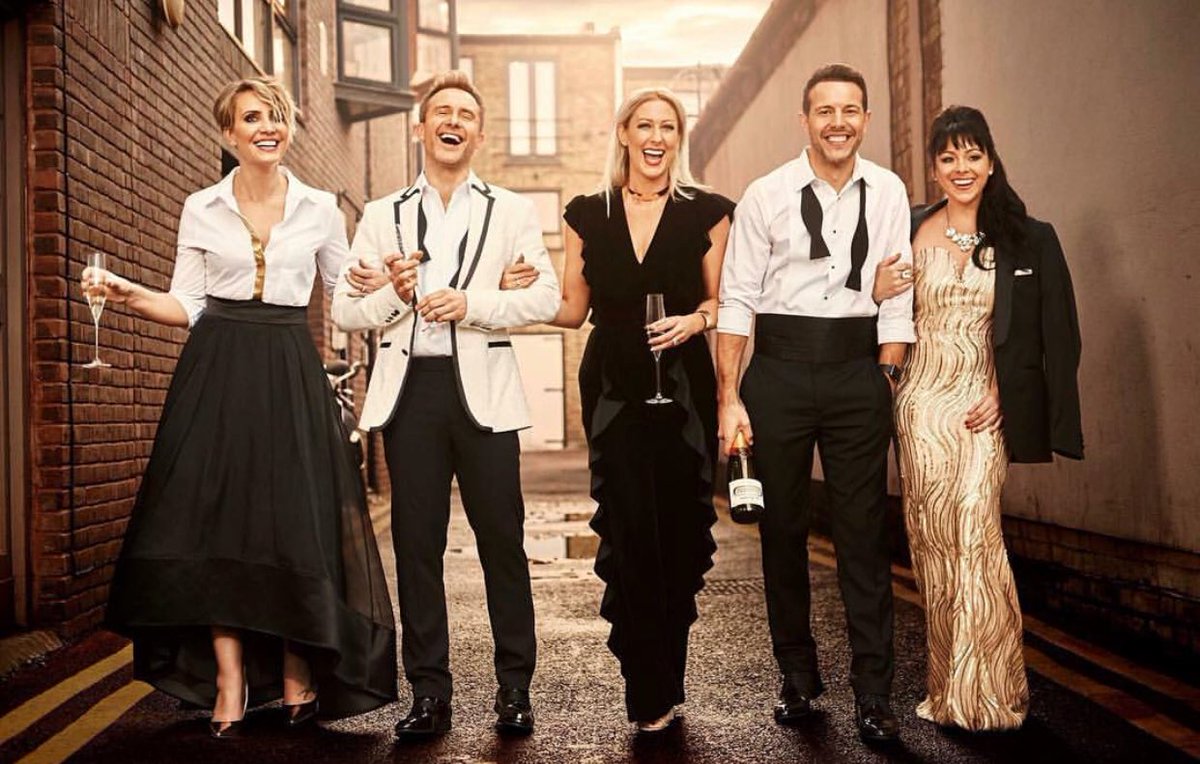 mskimberleyrose's tweet photo. Happy #StepsSaturday to my favourite five! You played such a huge part in my life as a child, and you continue to do that now in my adult years. Iโm so thankful for you and the inspirations you are. Thank you, THANK YOUโจ๐
@Ianhwatkins โจ https://t.co/eG71B0BJ6G