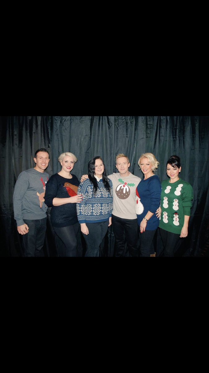 mskimberleyrose's tweet photo. Happy #StepsSaturday to my favourite five! You played such a huge part in my life as a child, and you continue to do that now in my adult years. Iโm so thankful for you and the inspirations you are. Thank you, THANK YOUโจ๐
@Ianhwatkins โจ https://t.co/eG71B0BJ6G