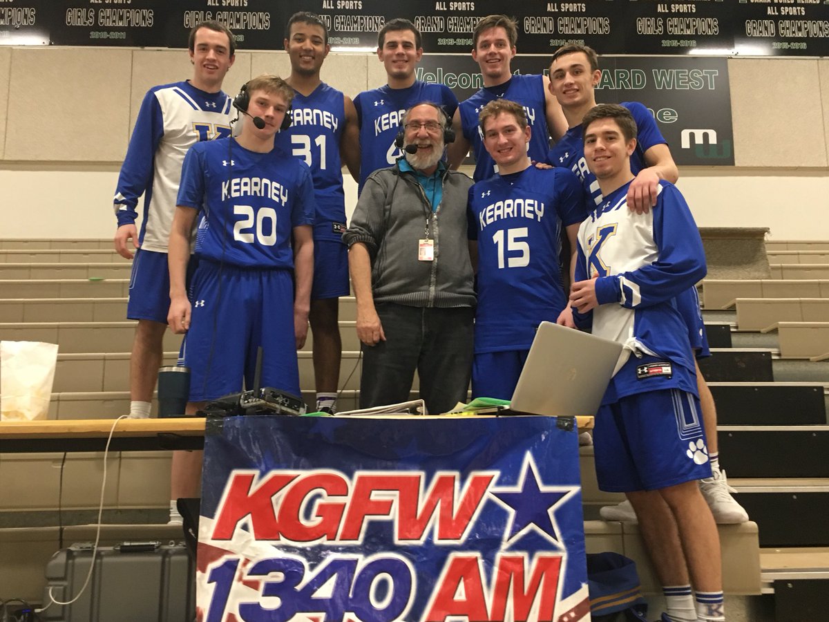 LilDaveSports's tweet photo. Thanks to the @KHS_BoysBBall and @khsgirlsbb coaches, players and their families! #luvyou #destinationlincoln https://t.co/Ol72YiCqTz
