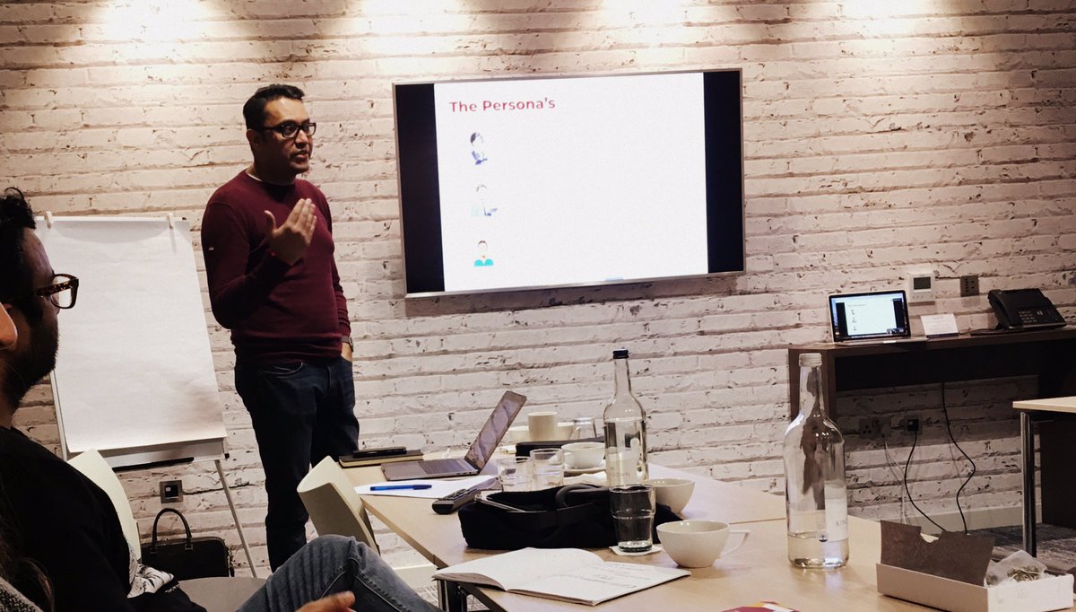 biglife_project's tweet photo. One of Big Life's founders @RakeshHarji presenting to the team today, which is made up of a group of experts in their respective fields. Each member brings something unique and individual to the table as well as their knowledge and expertise #PSHE #lifeskills #teamwork https://t.co/22qBmHn95B