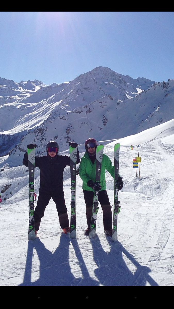ktmxtr's tweet photo. Bon ski, belle neige, beau paysage @rossignol_1907 https://t.co/XFNn6AyvOI