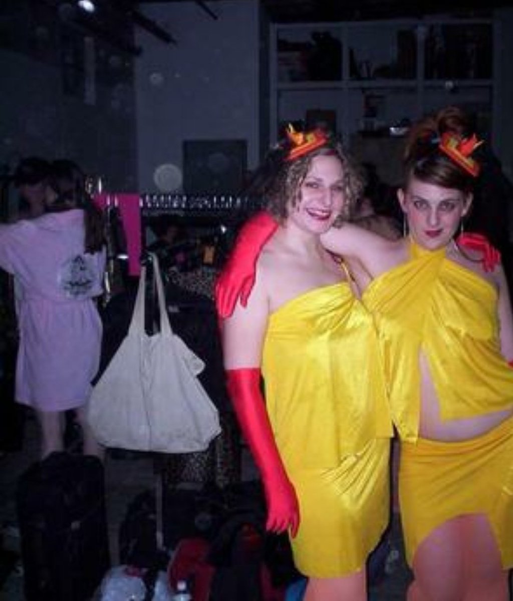 The Schlep Sisters tweet media