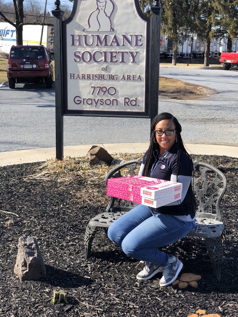 NinetteSunday's tweet photo. Always grateful for those who protect our fur babies !! @ALilBitOfAtt #randomactsofkindness #ohpa https://t.co/PKjCSMWO1N