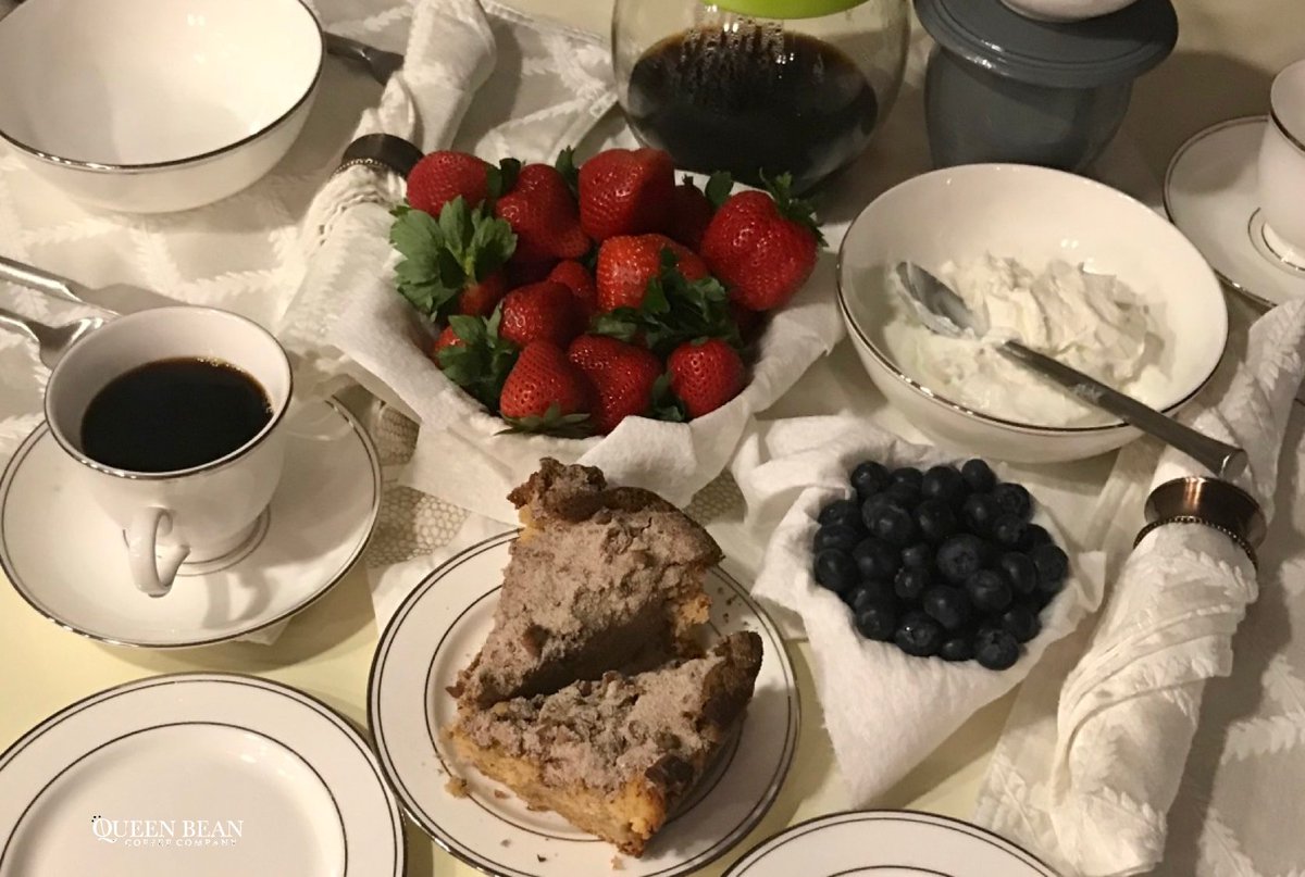 #TipOfTheDay Pair your #coffee with food as you would your wine - bright, citrusy foods pair best with a light or medium roast coffee; heavier meat and chocolate dishes pair best with a dark roast
Join our mailing list for more tips, facts, and  news
#TheQueenBean