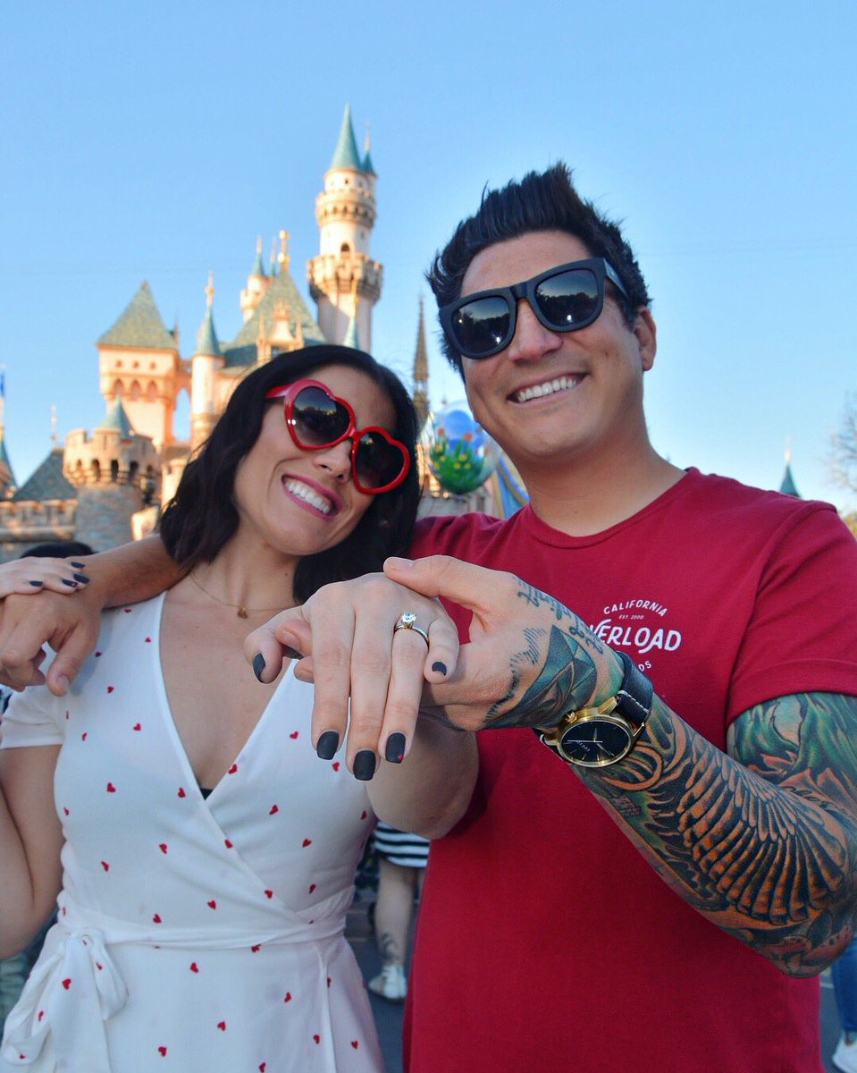ptvjaime's tweet image. She literally said “fuck yes” 💃🏻🕺🏻😍😍😍 #happycamper