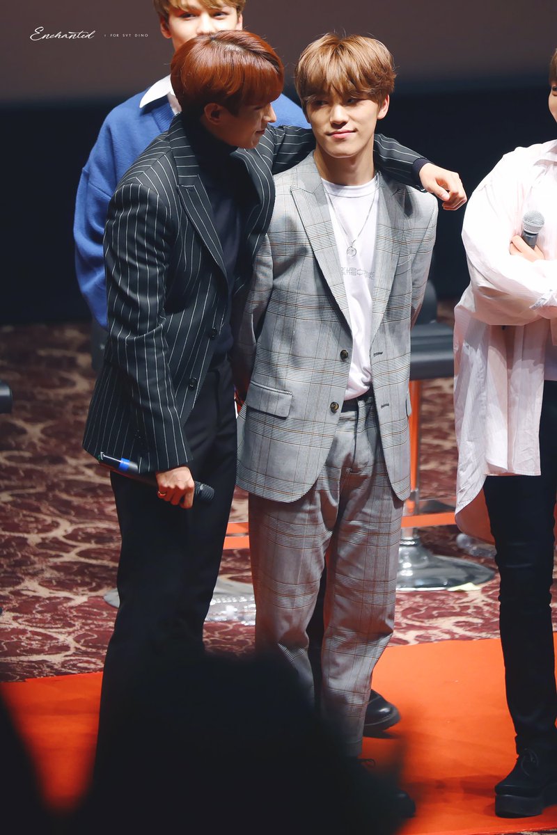 enchanted211's tweet photo. 180211 스페셜 gv @pledis_17
#세븐틴 #디노 #이찬 #SEVENTEEN #DINO #도겸 #이석민 #DK #HAPPY_DK_VERNON_DAY #버논_도겸_태어나줘서_고맙다 #고맙다

석민시 한솔시 딱 2시18분에 올리려고 했는데 인터넷ㅠㅠㅠㅠ연결ㅠ문제ㅠ때문에ㅠㅠㅠㅠ놓쳤어요ㅠㅠㅠ인터넷 왜이러지..ㅠ https://t.co/icUQMF8d1K