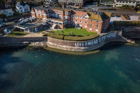 HraTrinity2595's tweet photo. The HRA @PGLDevonshire Summer Dinner – Saturday 28th July 2018
The dinner will be held at The Livermead Cliff Torquay @EnglishRiviera . MEGS @simonrowe22  wishes this to be a relaxed and companionable occasion , all Companions/Partners/Friends are welcome . https://t.co/mzJeezimbb